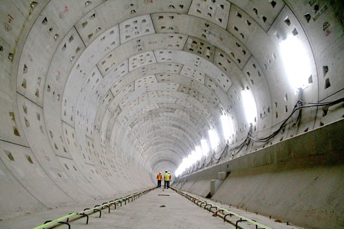Gỡ nút thắt cho 2 tuyến metro tại TP HCM