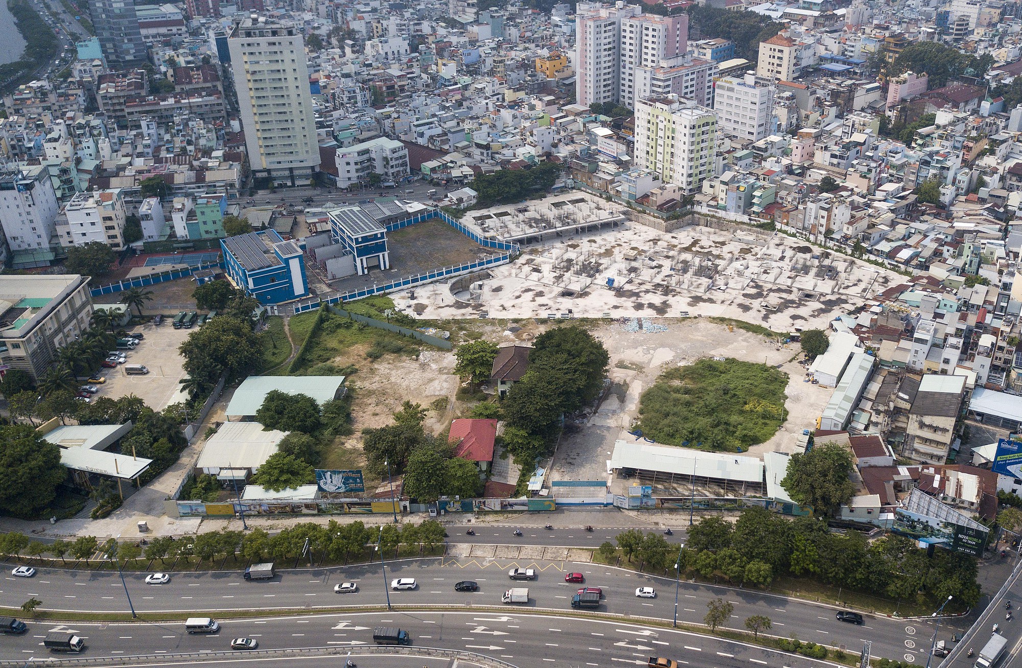 Cận cảnh khu phức hợp Dragon Riverside City 35.000 m2 bị cưỡng chế tại TP HCM - Ảnh 6.