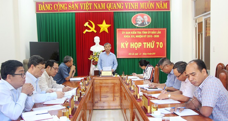 Kỷ luật đại tá quân đội để xảy ra vi phạm nghiêm trọng