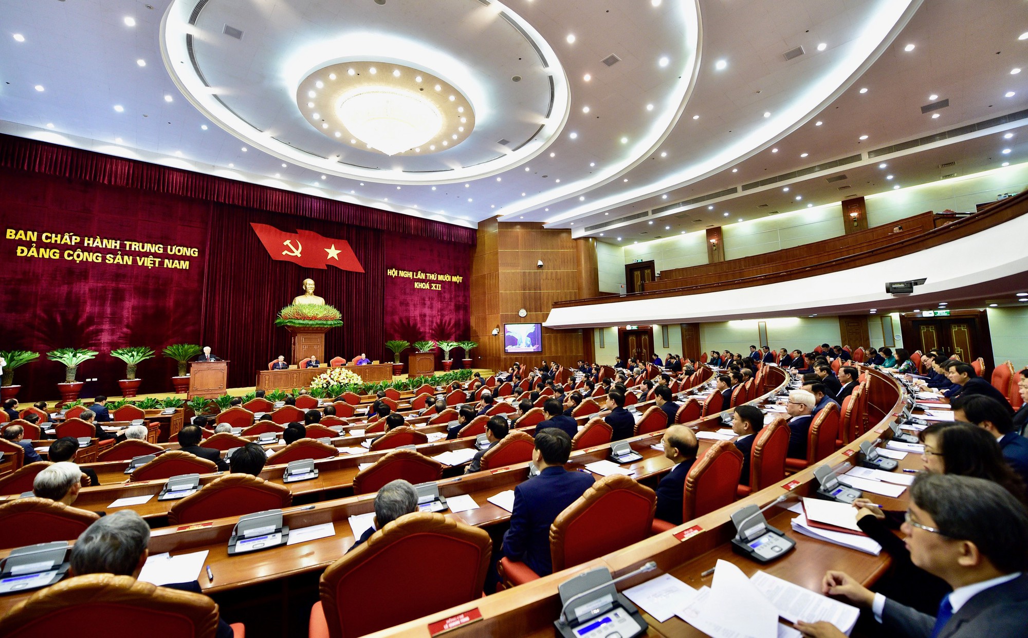 X&acirc;y dựng đề &aacute;n nh&acirc;n sự nhiệm kỳ 2020-2025 theo Chỉ thị của Bộ Ch&iacute;nh trị - Ảnh 1.