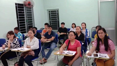 Cấp học bổng ngành công nghệ thông tin cho công nhân