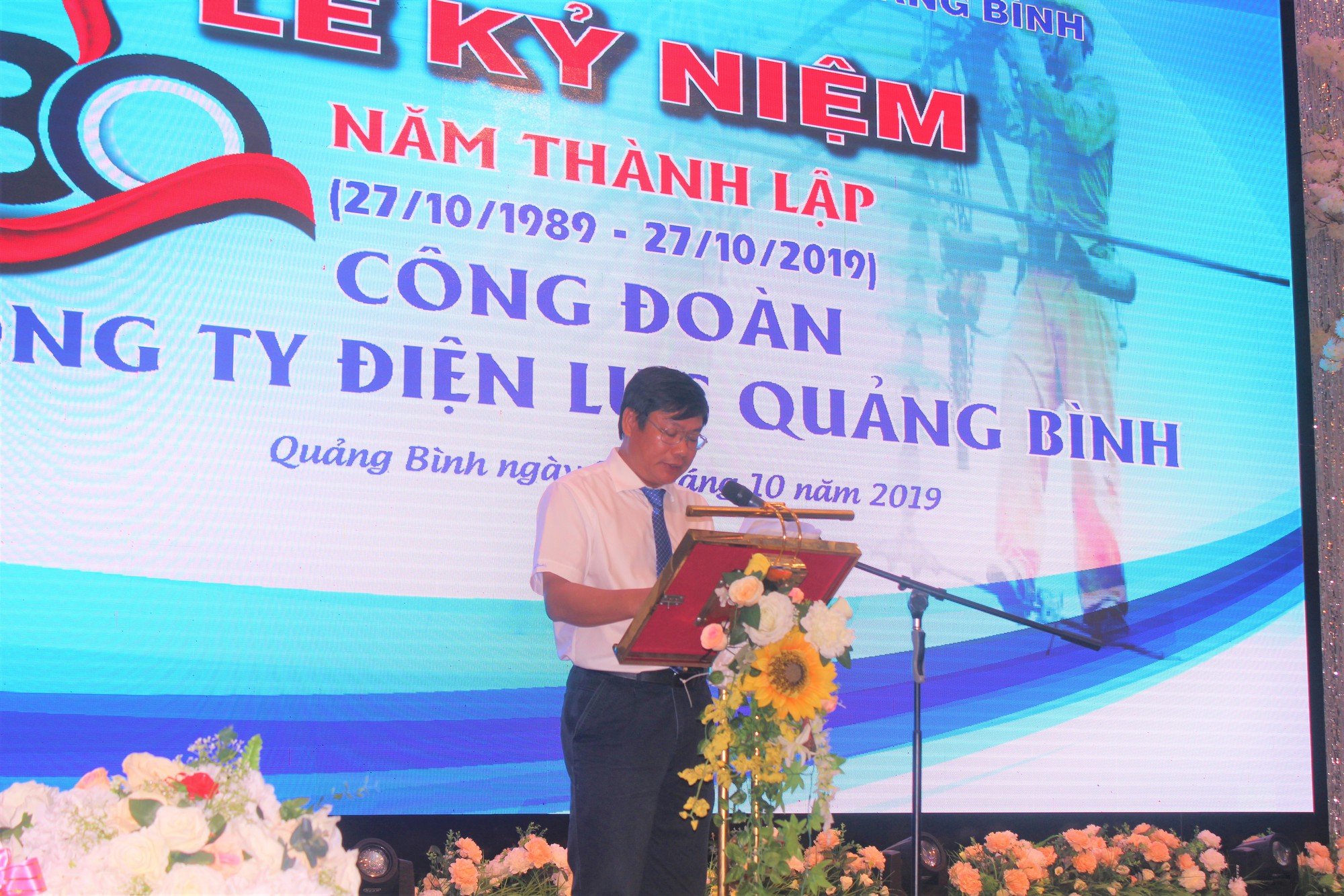 Công đoàn Điện lực Quảng Bình thi đua thực hiện "4 không"