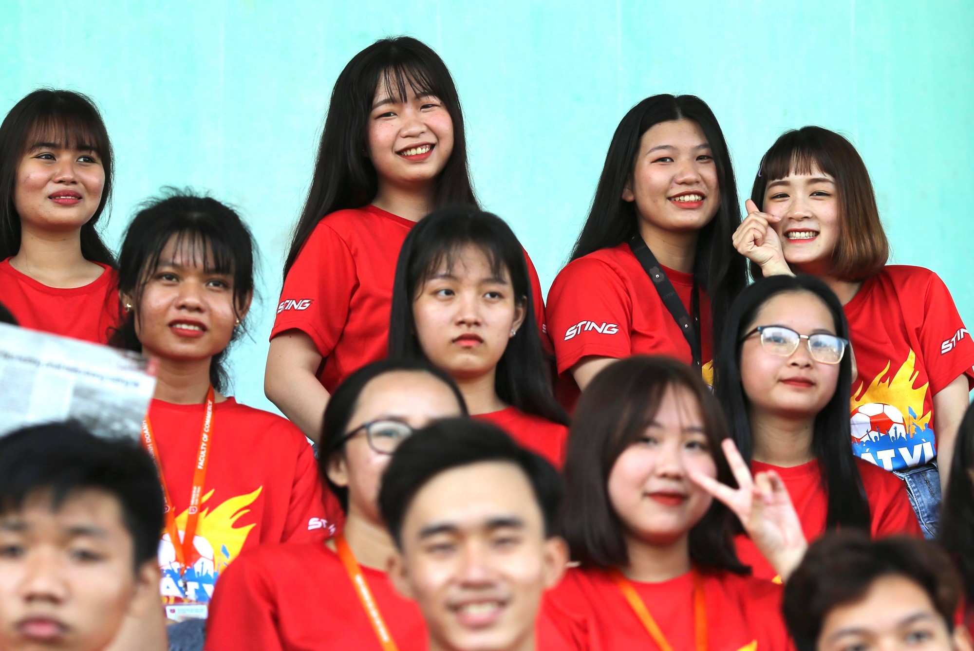 Hành trình hát vì đội tuyển: Ca khúc Khát khao Việt Nam giành giải nhất - Ảnh 12.