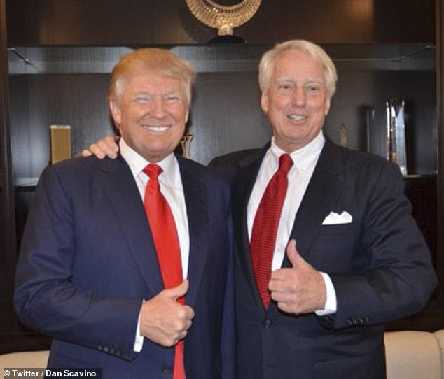 Em trai Tổng thống Donald Trump "mượn bóng mặt trời"?