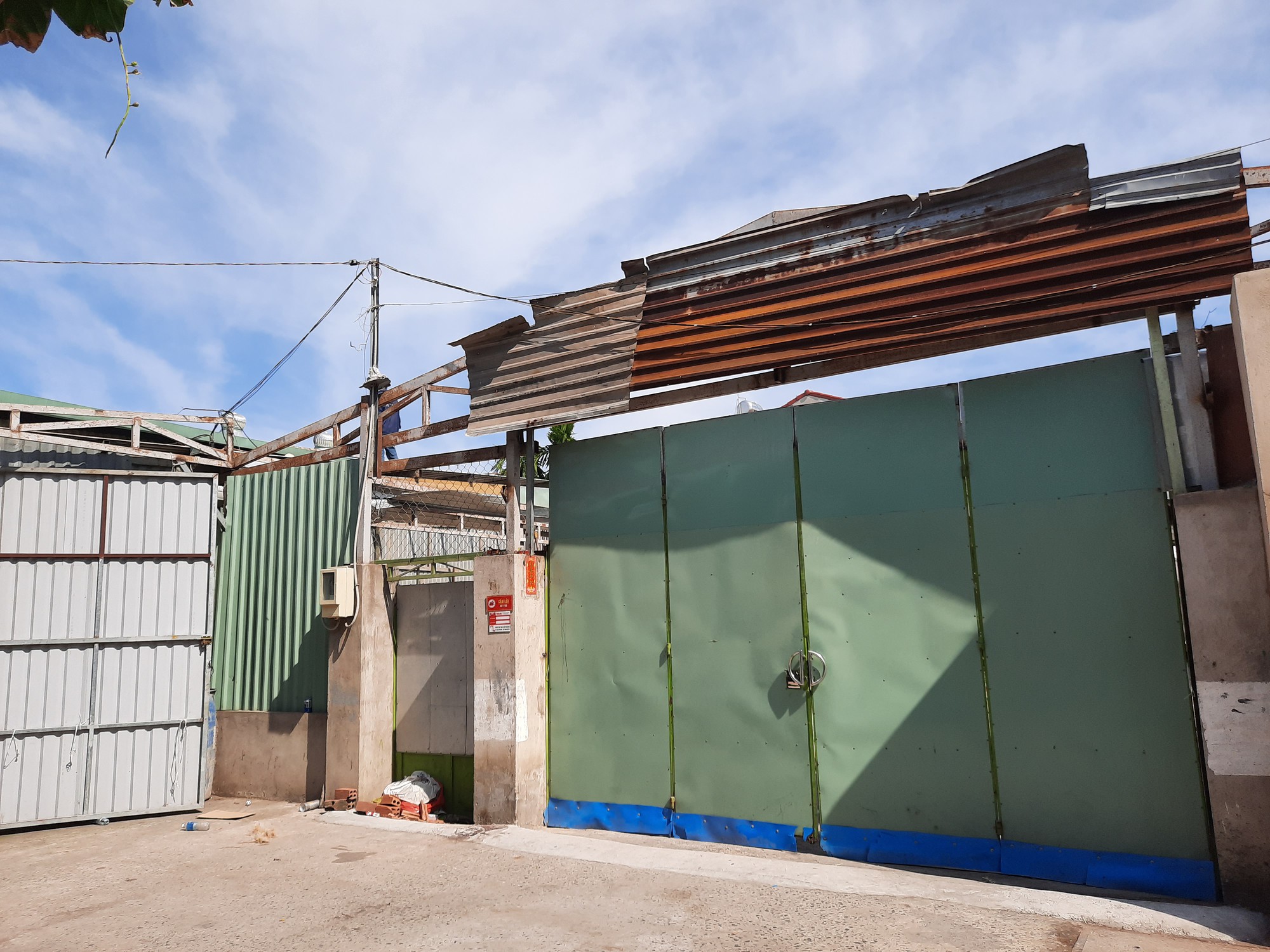 V&igrave; sao mới th&aacute;o dỡ 1 trong 7 c&ocirc;ng tr&igrave;nh li&ecirc;n quan Ph&oacute; Chủ tịch HĐND quận Thủ Đức? - Ảnh 1.