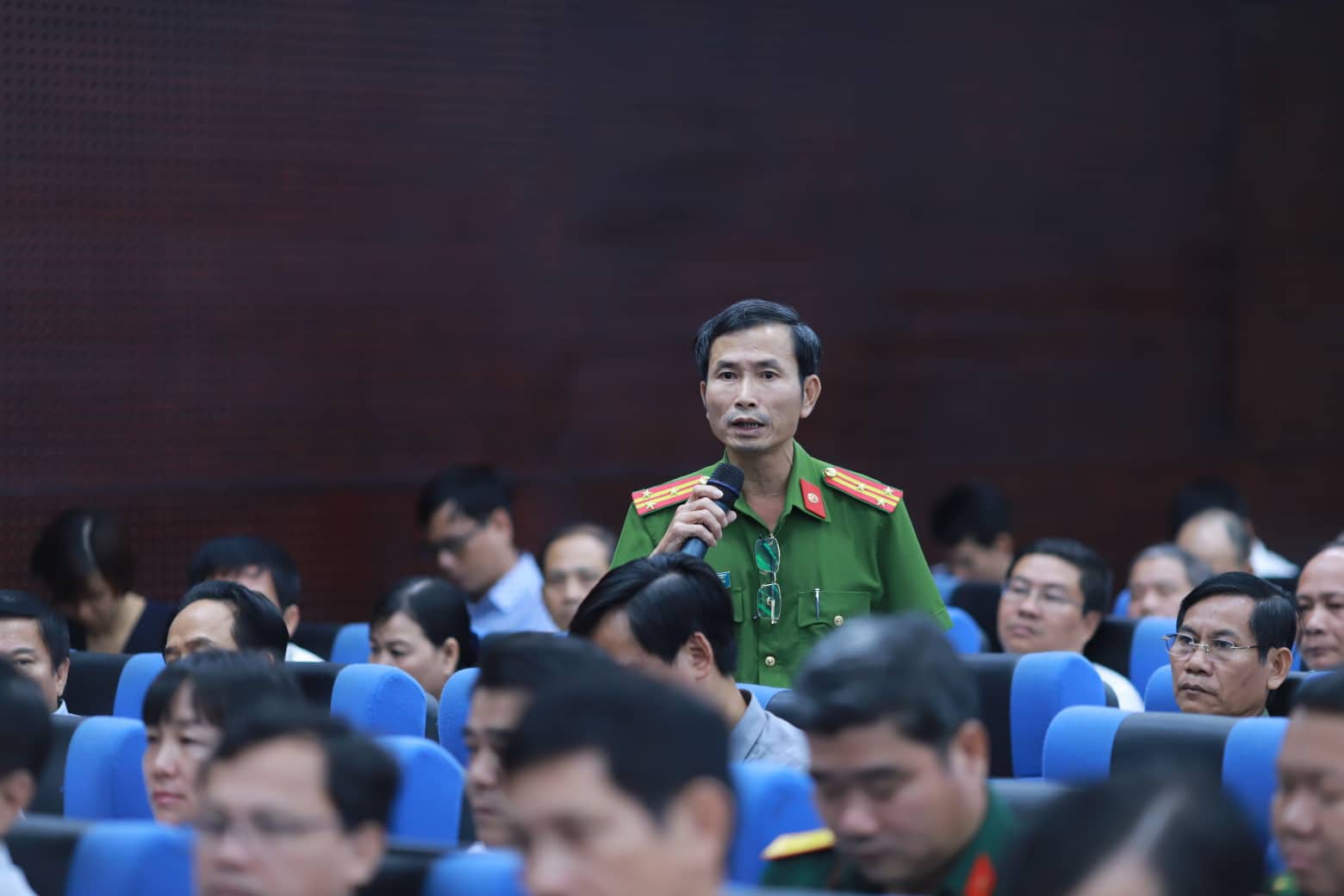Vụ người Trung Quốc thuê trẻ em đóng phim người lớn tại Đà Nẵng: Điều tra có thêm đồng phạm hay không - Ảnh 1.