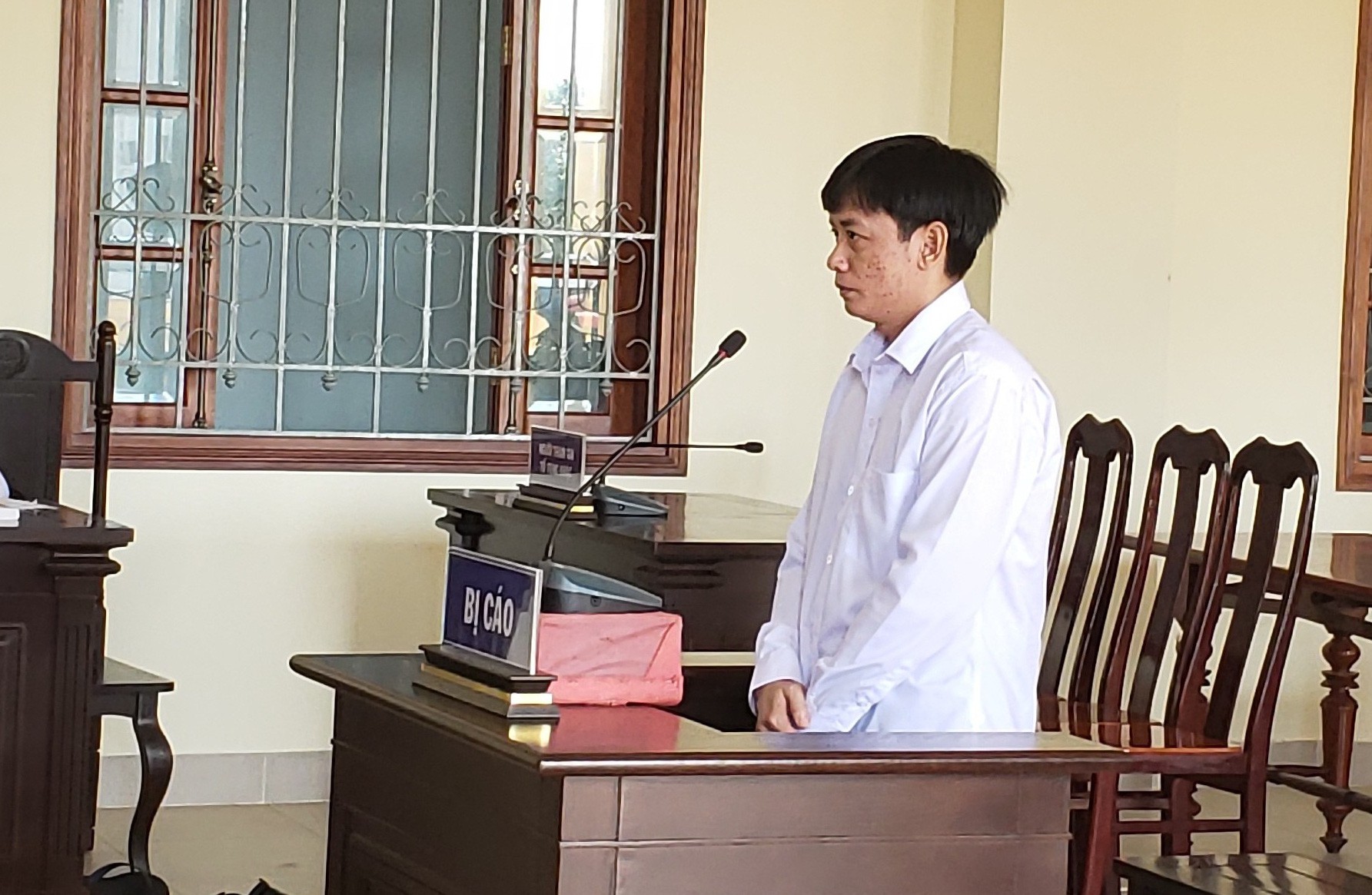 Cựu thiếu tá kêu oan vì bị kết tội tổ chức đánh bạc