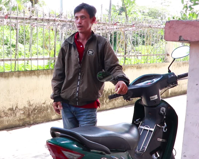Chạy xe đạp từ TP HCM về Vĩnh Long thăm con, "tiện tay" trộm luôn xe máy