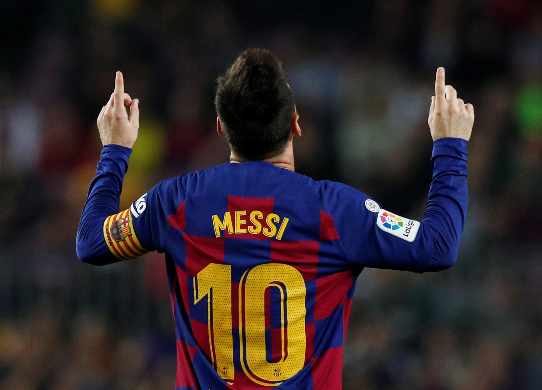 Ghi 608 b&agrave;n, Messi vượt mặt Ronaldo - Ảnh 4.
