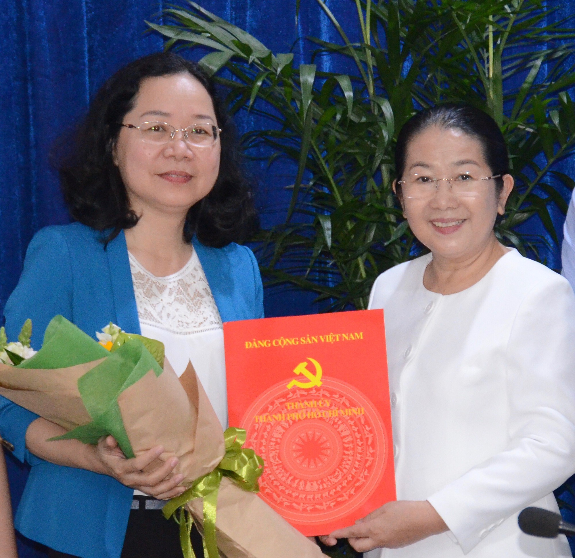 B&agrave; Th&aacute;i Thị B&iacute;ch Li&ecirc;n giữ chức B&iacute; thư Quận ủy quận 4 - Ảnh 1.