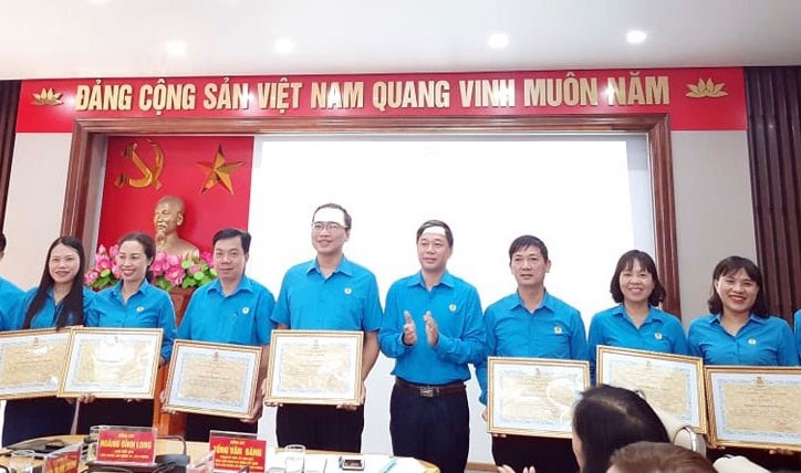 Hải Phòng: Hơn 4.300 công nhân được kết nạp Đảng