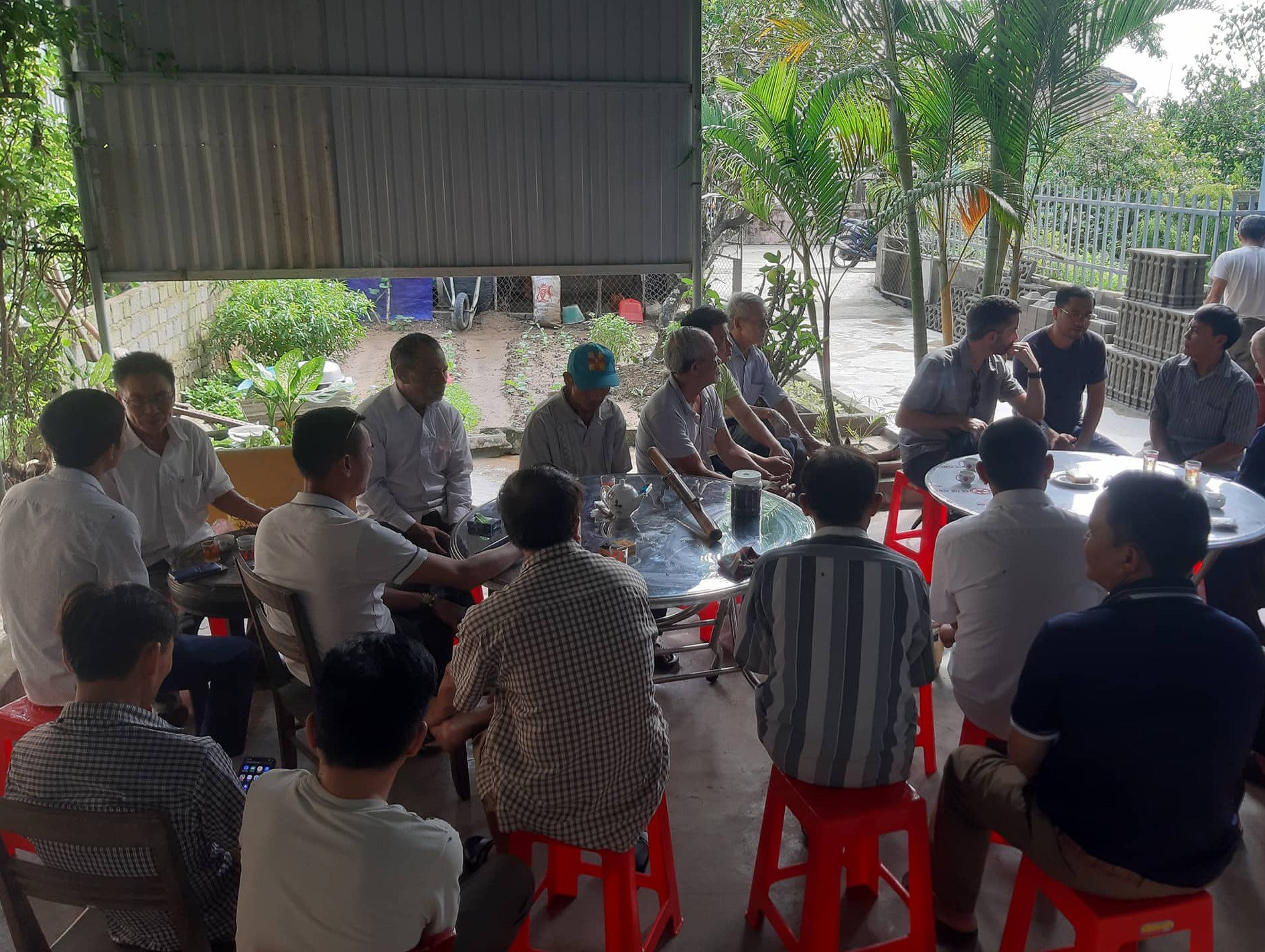 Vụ 39 người chết ở Anh: 31 gia đình báo mất liên lạc với người thân