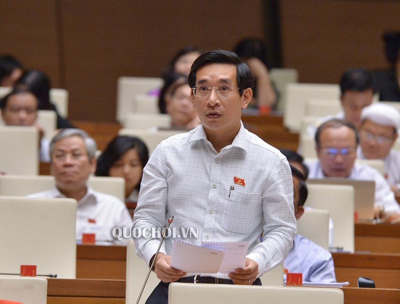 Đại biểu Quốc hội đề xuất Chính phủ đổi giờ học, giờ làm
