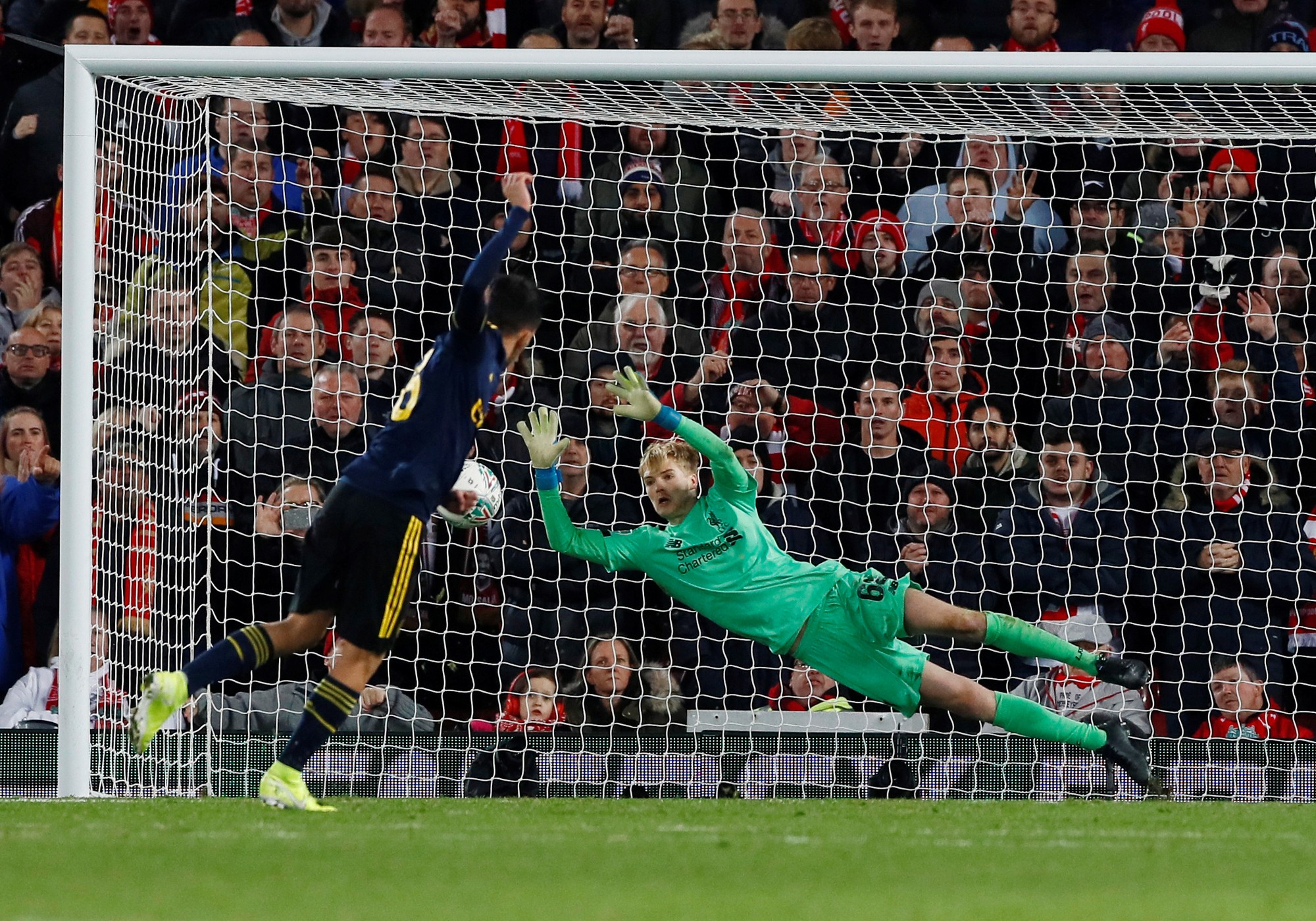 Rượt đuổi 10 b&agrave;n thắng, Liverpool hạ Arsenal ở c&uacute;p Li&ecirc;n đo&agrave;n - Ảnh 6.
