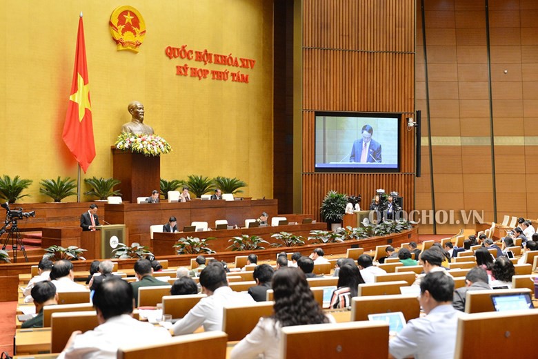 Quốc hội thảo luận về kinh tế - xã hội và ngân sách nhà nước tại hội trường
