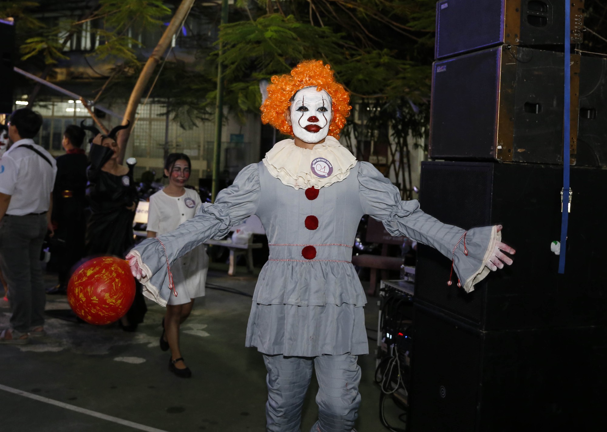 Giới trẻ TP HCM với những sắc thái mùa Halloween