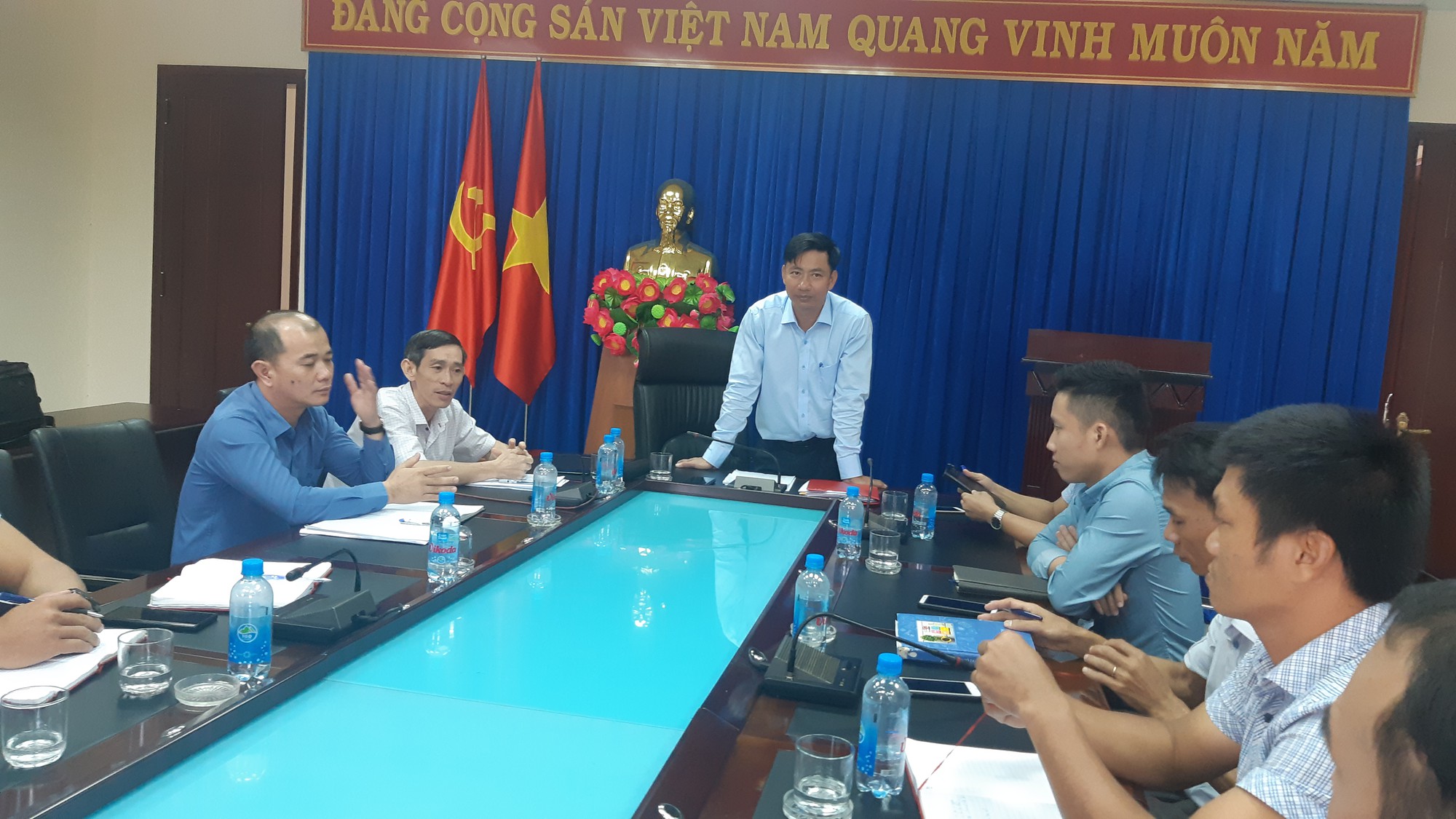 Có nâng đỡ không trong sáng nữ trưởng phòng xinh đẹp ở Tỉnh ủy Đắk Lắk? - Ảnh 1.