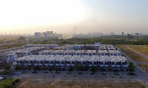 Giá nhà phố, biệt thự tiếp tục leo thang