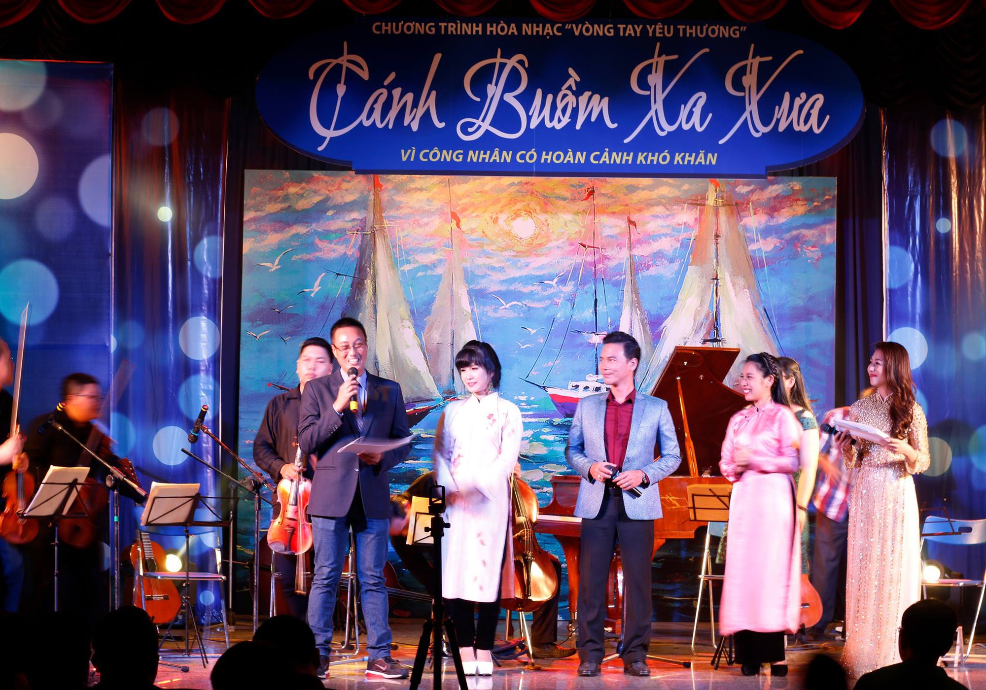 Văn nghệ gây quỹ hỗ trợ công nhân bị tai nạn lao động - Ảnh 1.
