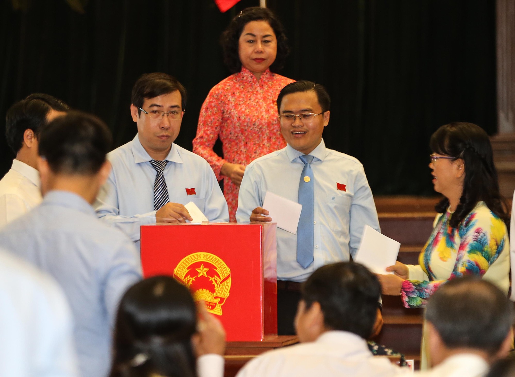 Không khó tìm nguồn cán bộ