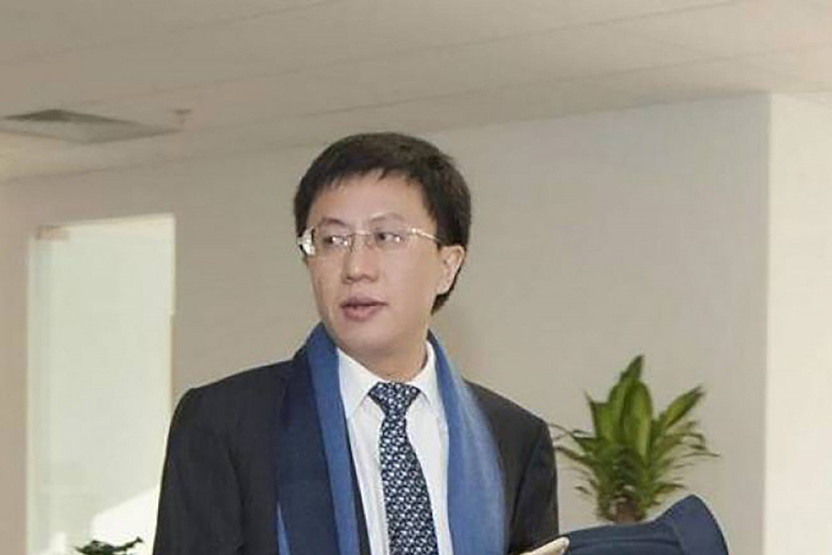 Ông trùm tài chính Trung Quốc qua đời, để lại cho công ty cả núi nợ