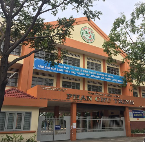 Có nên gắn camera trong lớp học?