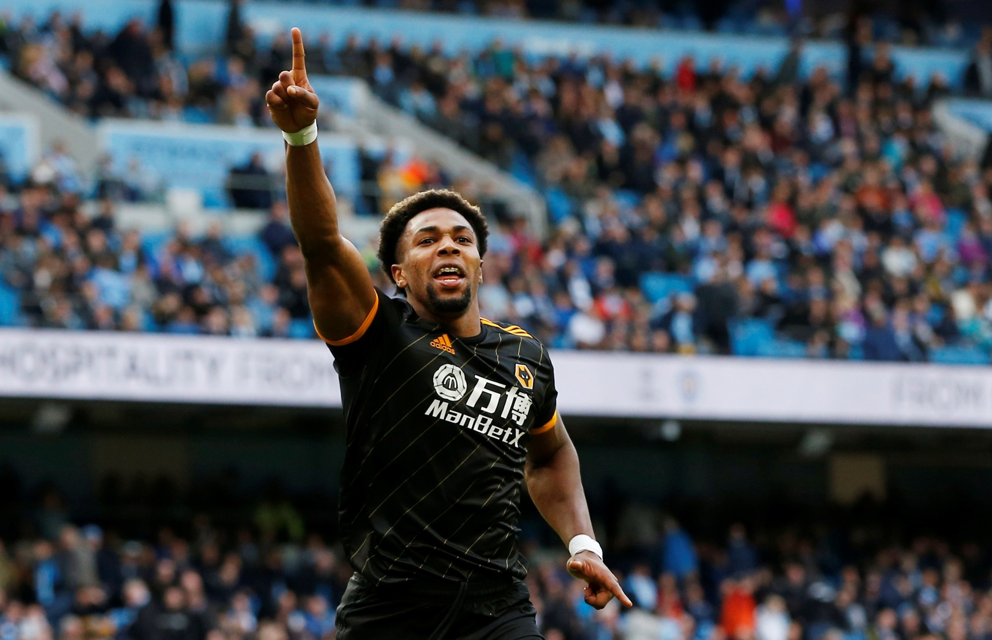 Man United gục ngã trước Newcastle