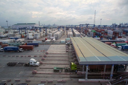 Ly kỳ vụ "mất tích" 213 container hàng