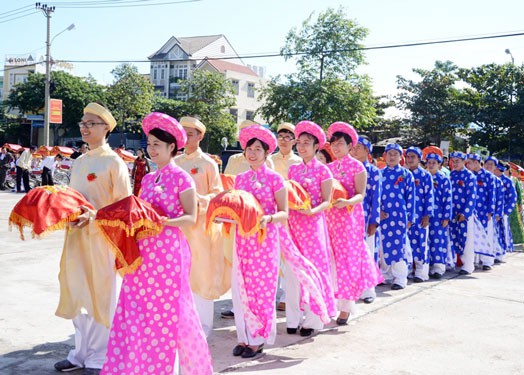 Đà Nẵng: Tổ chức cưới tập thể cho đoàn viên khó khăn