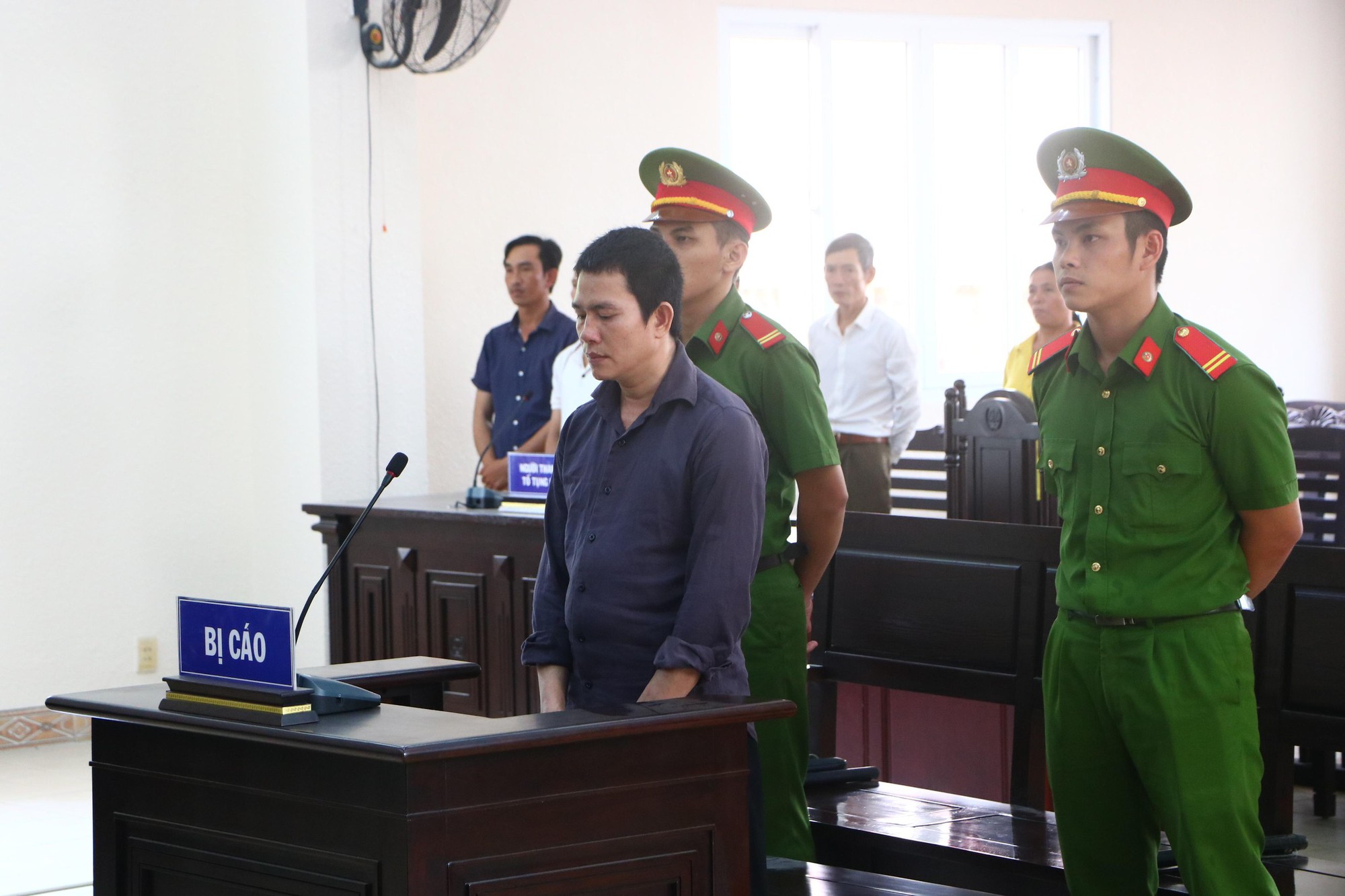 Ng&agrave;y t&agrave;n của g&atilde; chồng giết vợ rồi l&ecirc;n facebook b&agrave;y tỏ... nhớ nhung! - Ảnh 1.
