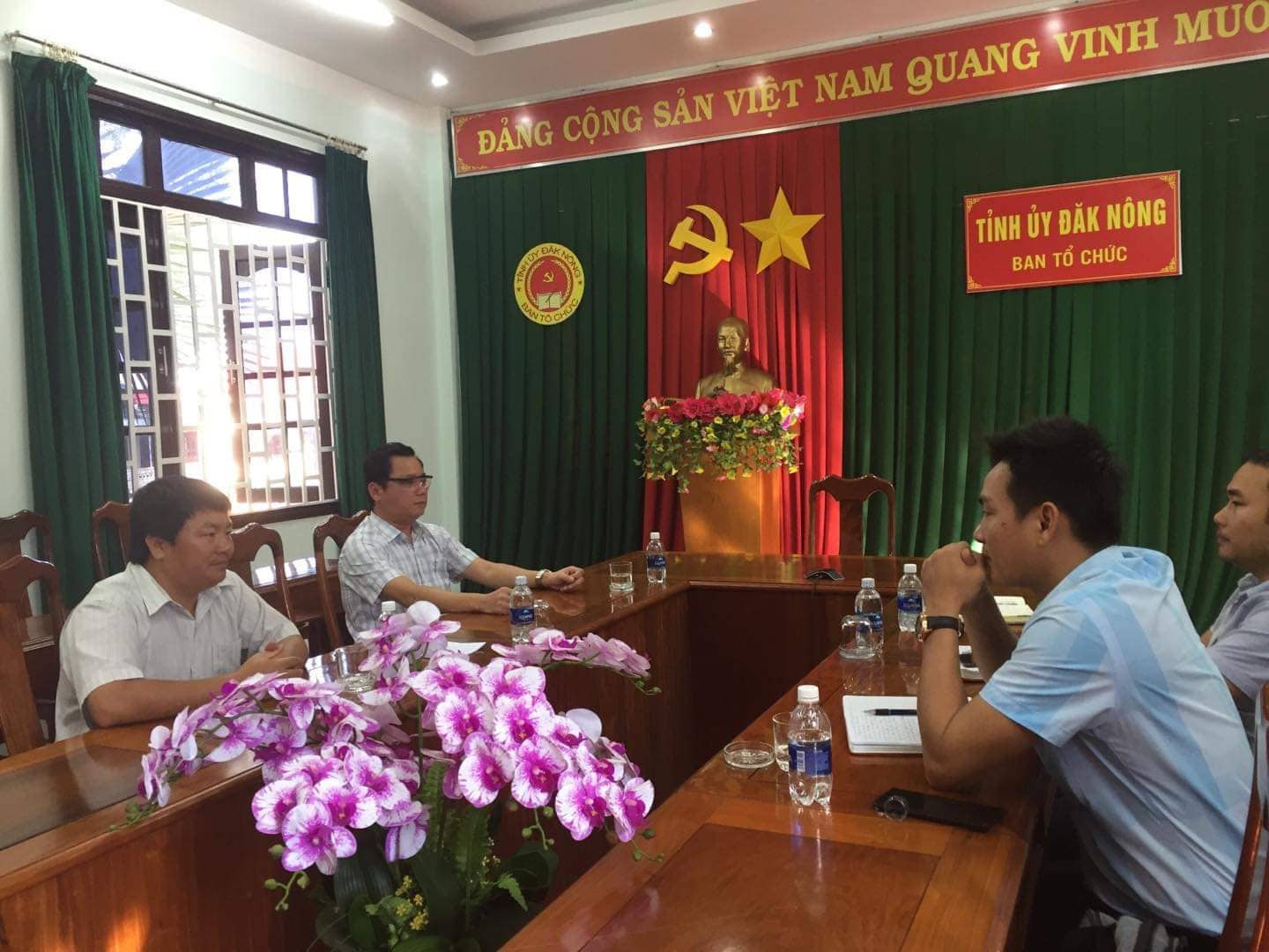 Xác minh nguyên Phó ban Dân vận Tỉnh ủy sử dụng 2 tên