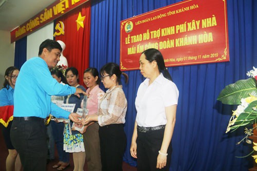 Khánh Hòa: Hỗ trợ đoàn viên khó khăn an cư