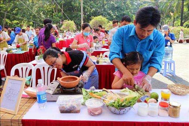 Lấy ý kiến về 13 sự kiện văn hoá, nghệ thuật, lễ hội của TP HCM - Ảnh 10.