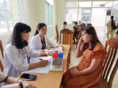 Tư vấn sức khỏe miễn phí cho nữ công nhân