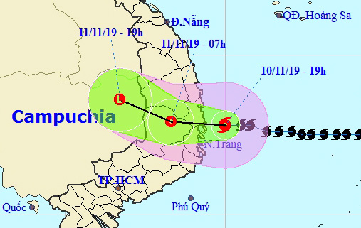 Bão số 6 sau khi đổ bộ vào Bình Định-Phú Yên-Khánh Hòa, đã suy yếu - Ảnh 1.