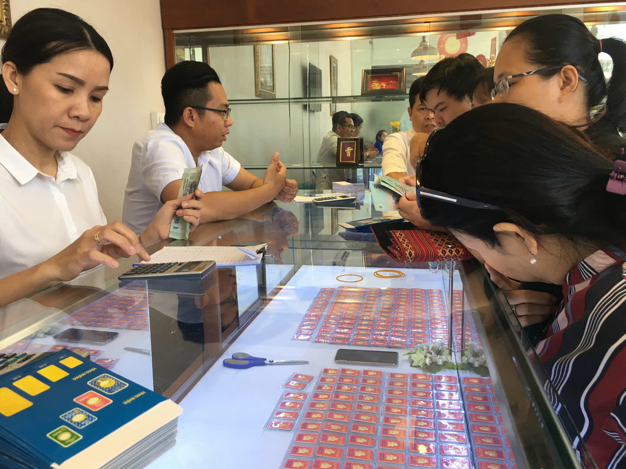 Nhiều người vẫn tin giá vàng sẽ tăng trong tuần này