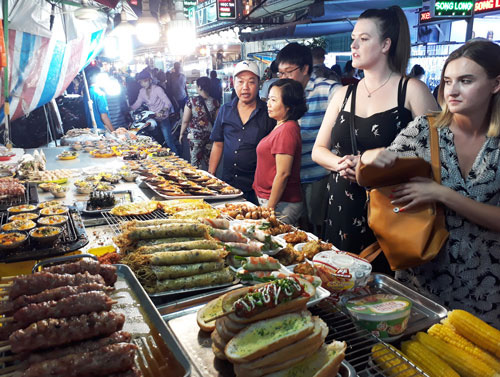 Tiềm năng lớn từ kinh tế ban đêm (*): Những tín hiệu tích cực