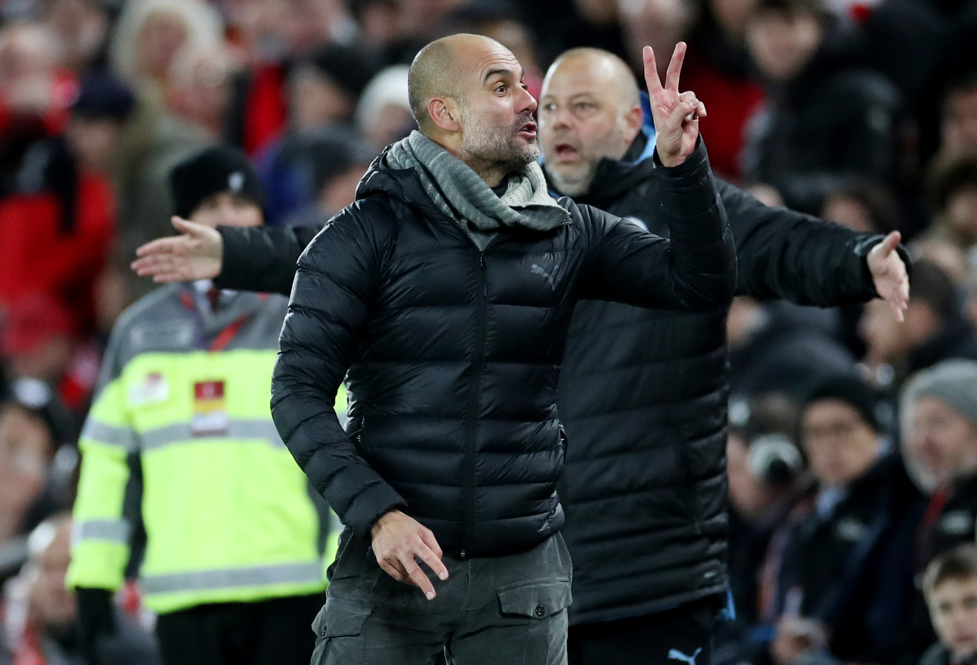Trọng t&agrave;i v&agrave; VAR chống lưng cho Liverpool nhưng Liverpool thắng xứng đ&aacute;ng! - Ảnh 1.