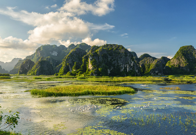 Đầm nước được v&iacute; như v&ugrave;ng vịnh kh&ocirc;ng s&oacute;ng - Ảnh 1.
