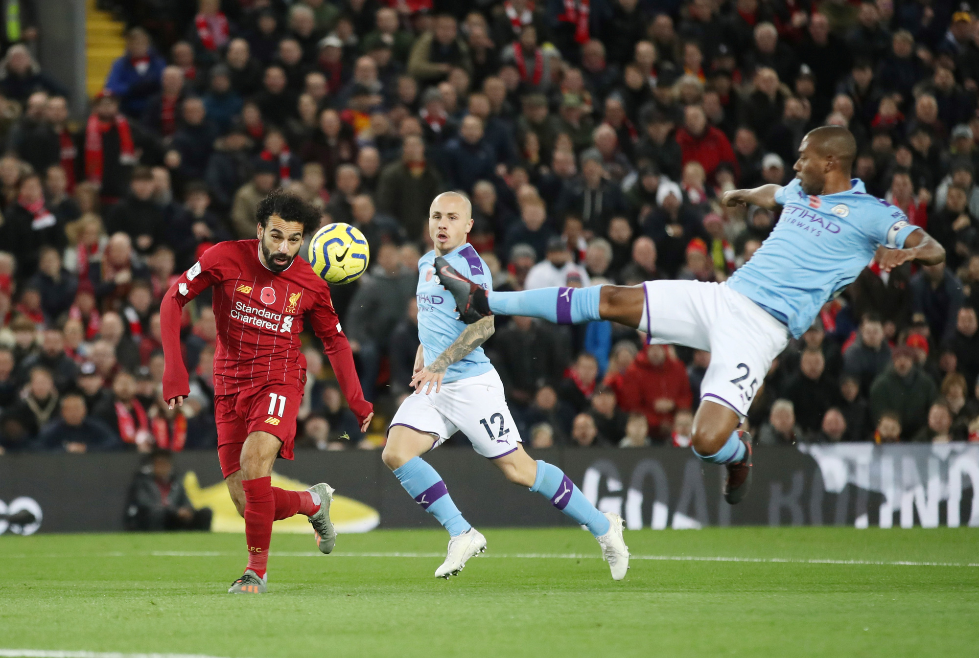 Trọng t&agrave;i v&agrave; VAR chống lưng cho Liverpool nhưng Liverpool thắng xứng đ&aacute;ng! - Ảnh 6.