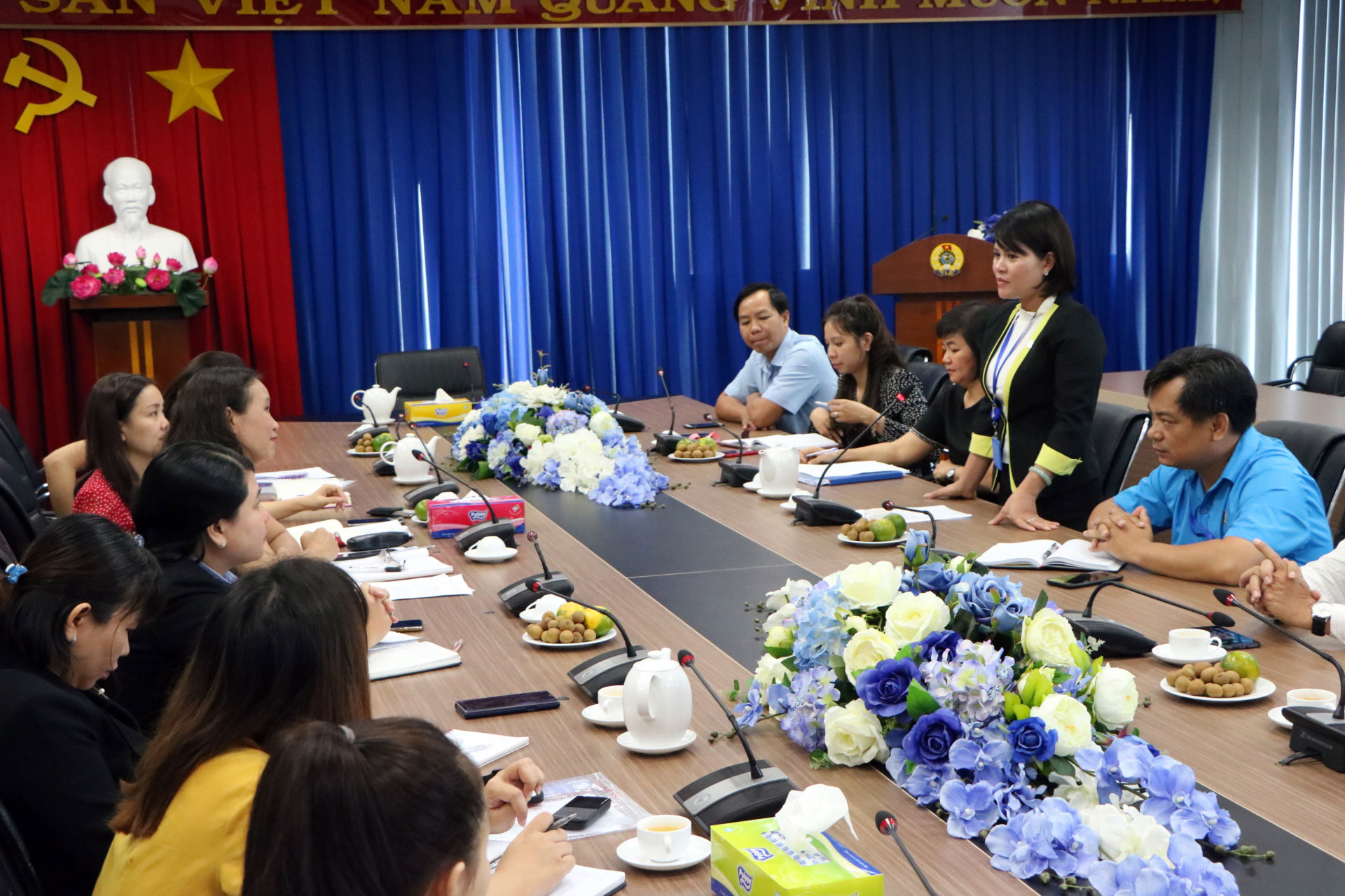 Công nhân ngoại tỉnh thiếu thốn tình cảm