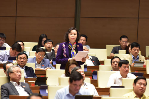 Coi thường... "bà hỏa"!