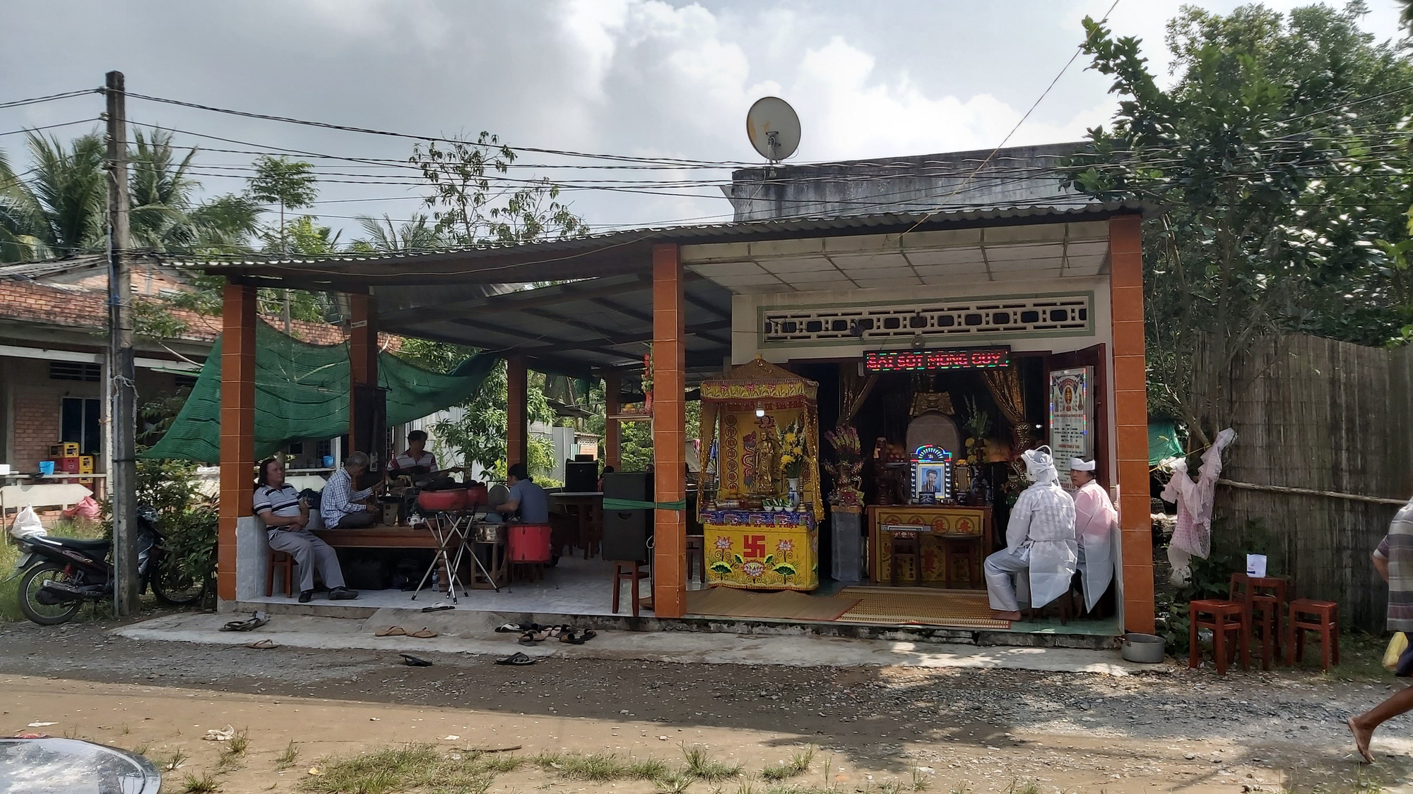 Thanh niên chém chết người đàn ông cùng xóm không cần lý do