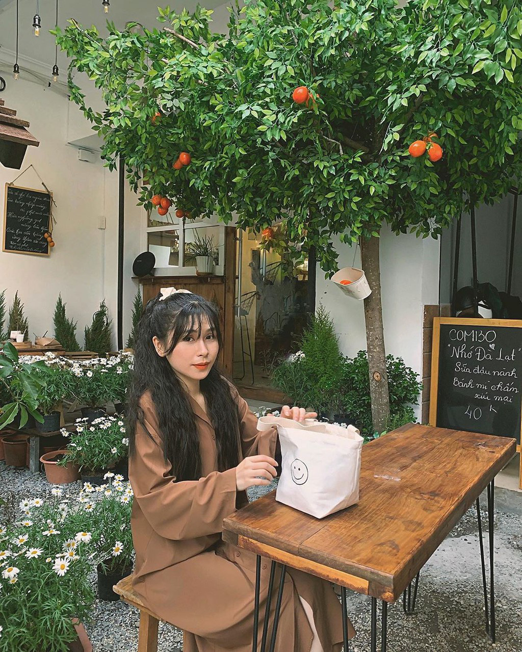 Những quán cà phê phong cách Đà Lạt ở Sài thành - Ảnh 5.