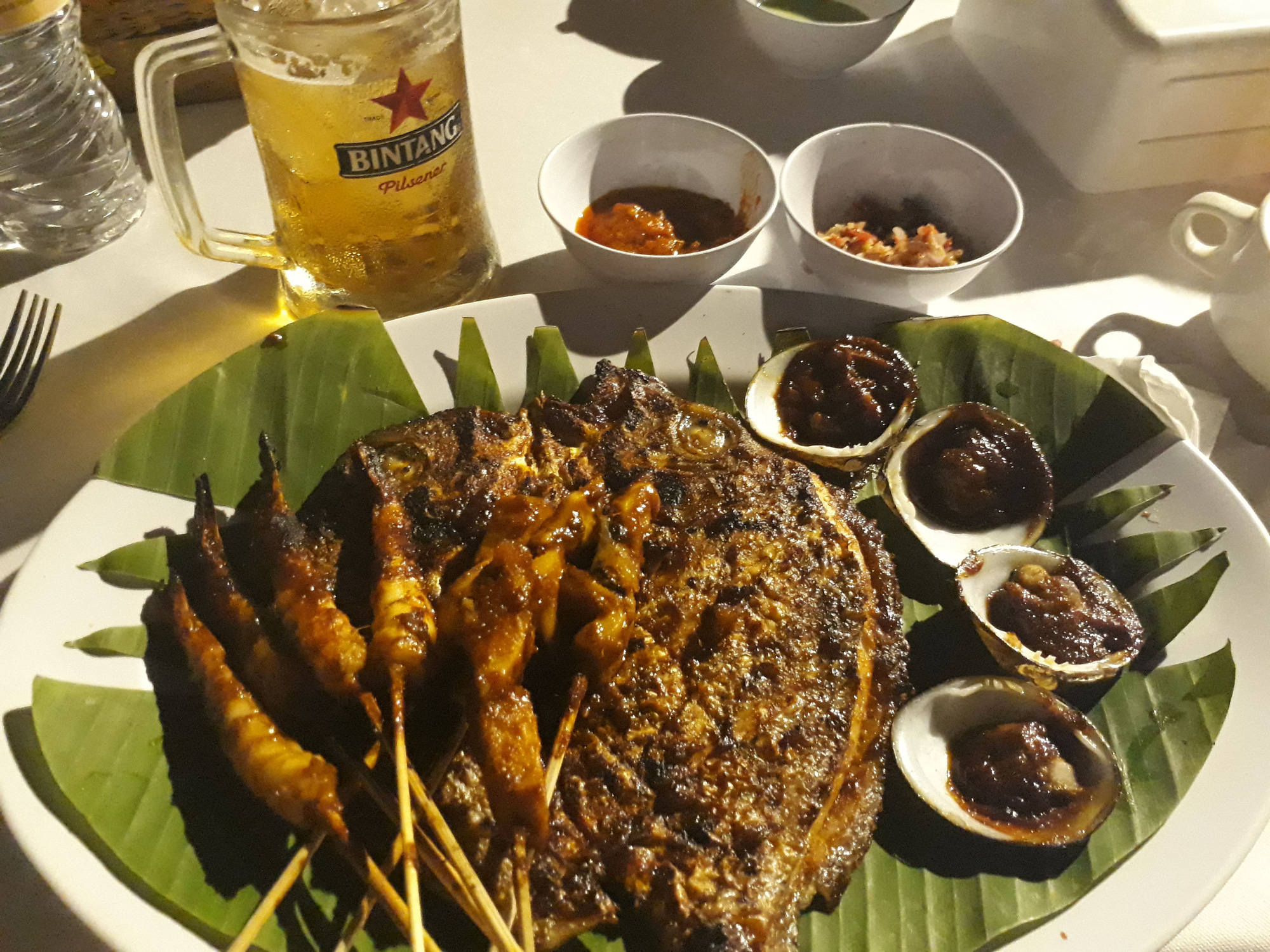 Chiều chuộng mọi gi&aacute;c quan trong bữa tối Bali - Ảnh 4.