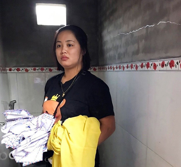 "Hot girl" Lan Anh lẻn vào đám tang trộm 108 phong bì tiền phúng viếng