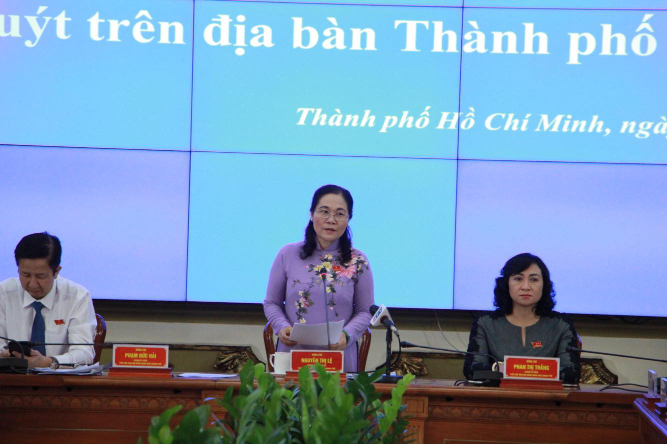 TP HCM nhiều chủ xe buýt "xin nghỉ" vì quá lỗ?