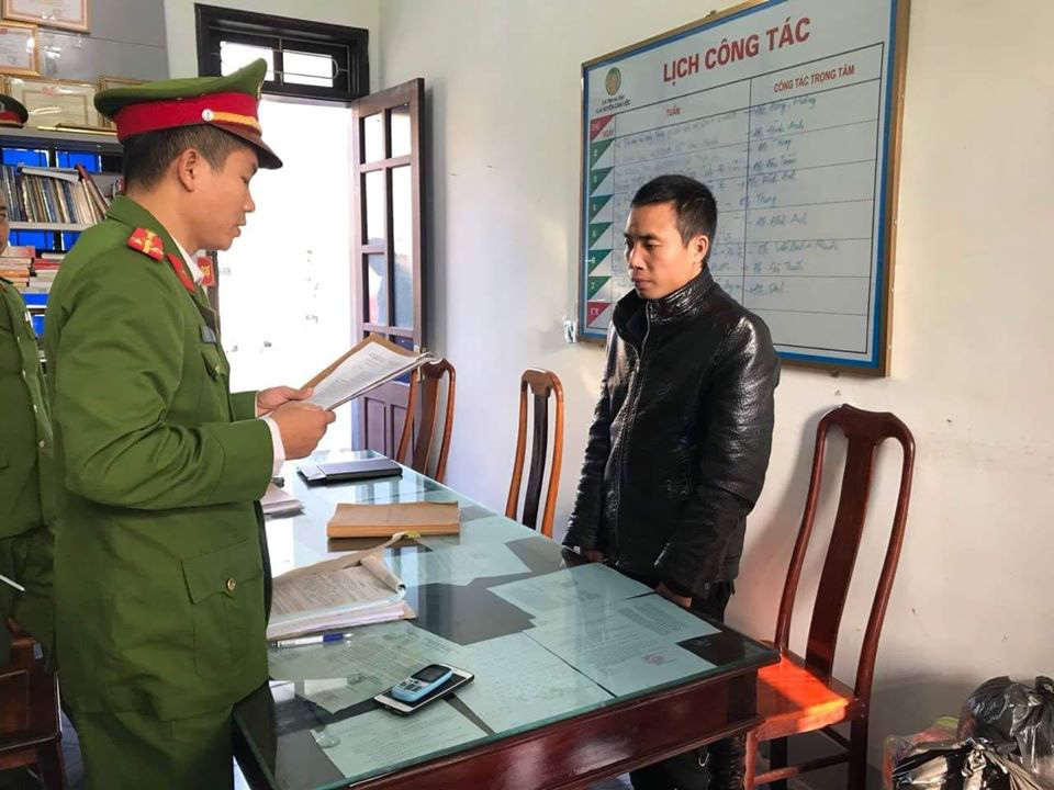 Dụ dỗ thiếu nữ 14 tuổi đưa ra cánh đồng giở trò đồi bại