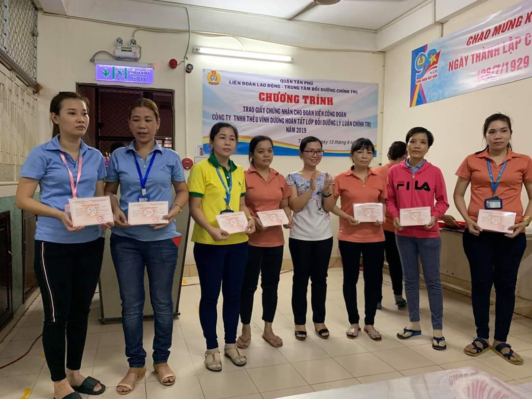 Phát triển Đảng phải gắn lợi ích doanh nghiệp