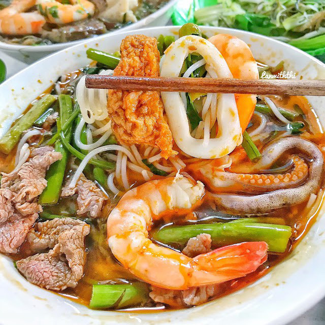 5 kiểu b&uacute;n lạ vị ở TP HCM - Ảnh 2.